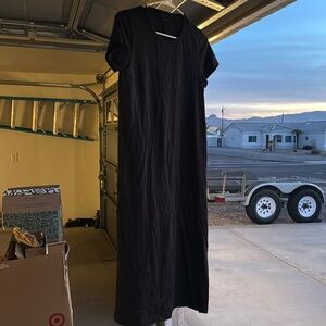 Hatch t-shirt maternity / nursing dress black small / 0